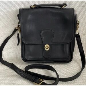 90s COACH Vintage Station Bag Black Tanned Leather Crossbody 5130